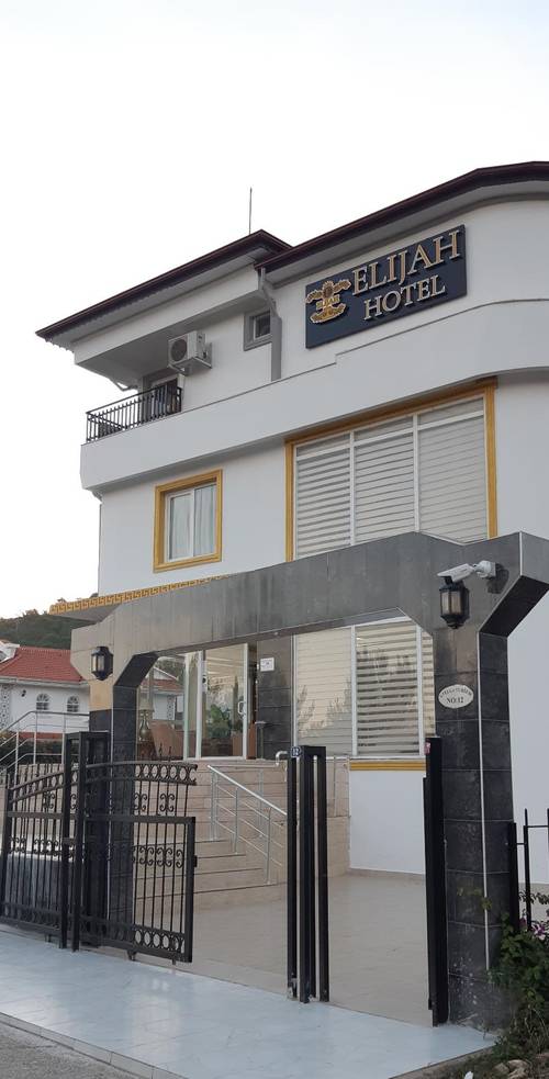 Elijah Hotel