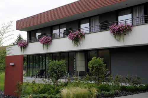 Logis Hotel Restaurant A L'etoile