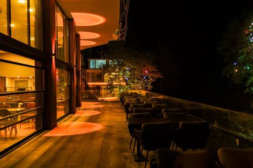 Macartasi Hotel