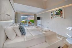 Peninsula Gardens Hotel
