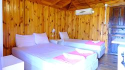 Salinas Wooden House