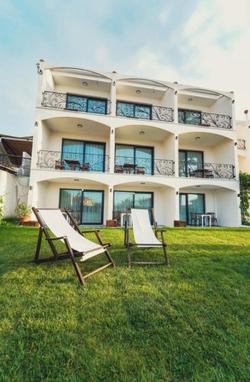 Cunda House Küçük Otel