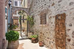 Lunaria Guest House