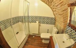 Issız Han Tarihi Butik Otel