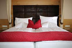 Alpha Suit Otel