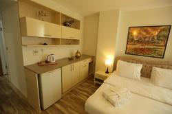 Alpha Suit Otel