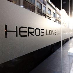 Heros Love Otel