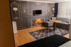 Heraldic Room Hotel