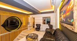 Sam Diamond Residence