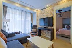 Petek Residence by NewInn