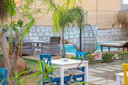 Alaçatı Londia Hotel