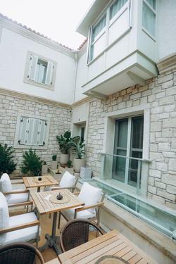 Kotraba Alacati Butik Hotel