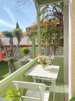 TasQuartas Otel Alaçati