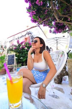 Yukarı Sokak Otel Alaçatı