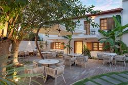 Mellow Blue Boutique Hotel