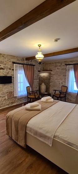 1870s Tas Konak Otel Uc Oda