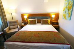 The Losh Otel
