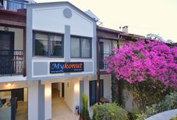 Mykonut Boutique Suites