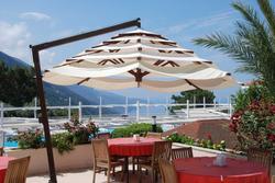 St. Nicholas Park Hotel