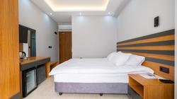 Cabana Boutique Hotel & Cafe