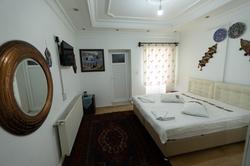 Akyol House