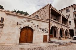 House 1938 Special Cave Hotel