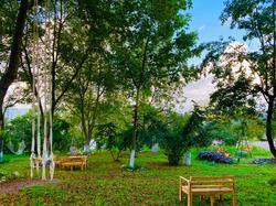 Phalesia Glamping Hotel