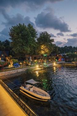 Sapanca Kıyı Bungalov & Cafe