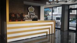 King Life Suite