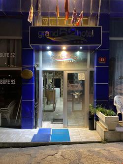 Grand 52 Hotel