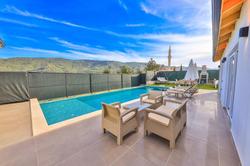 Villa Tawny