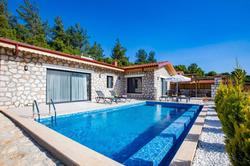 Villa Mira 1