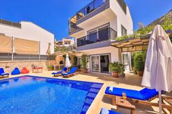 Villa Maden