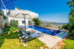 Villa Mama 