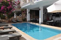 Korsan Apartments