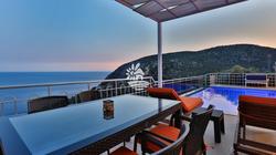 Villa Atlantis