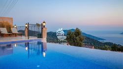 Villa Blue