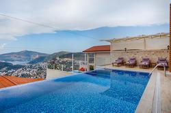 Villa Karanfil