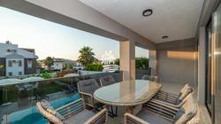 Villa Moon