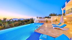 Villa Özge