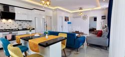 Villa Twins 2