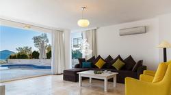 Villa Tzia