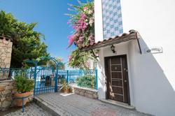 Villa Aura