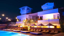 Esquire Hotels & Lounges