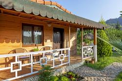 Flora Pansiyon Çıralı