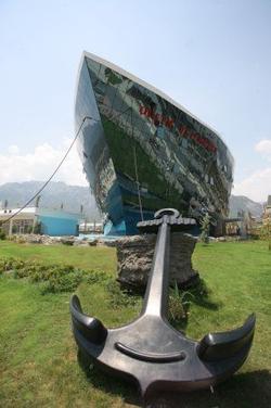 Queen Elizabeth Elite Suite Hotel & Spa