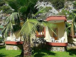 Oblomov Bungalows Apart