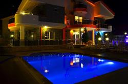 Rose Garden Butik Hotel