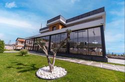 Leone Cunda Edition Otel (+12)