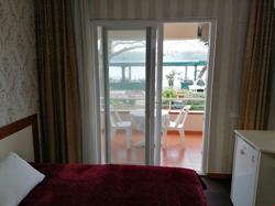 Gunes Motel Beach